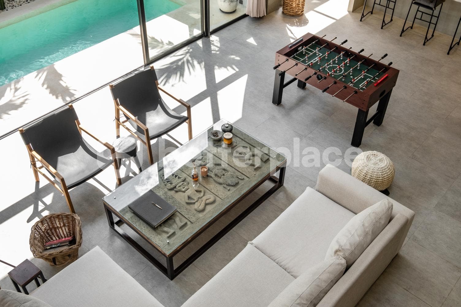 A Contemporary Minimalist Design, 3 Bedroom Villa in Berawa Walking Distance to The Beach