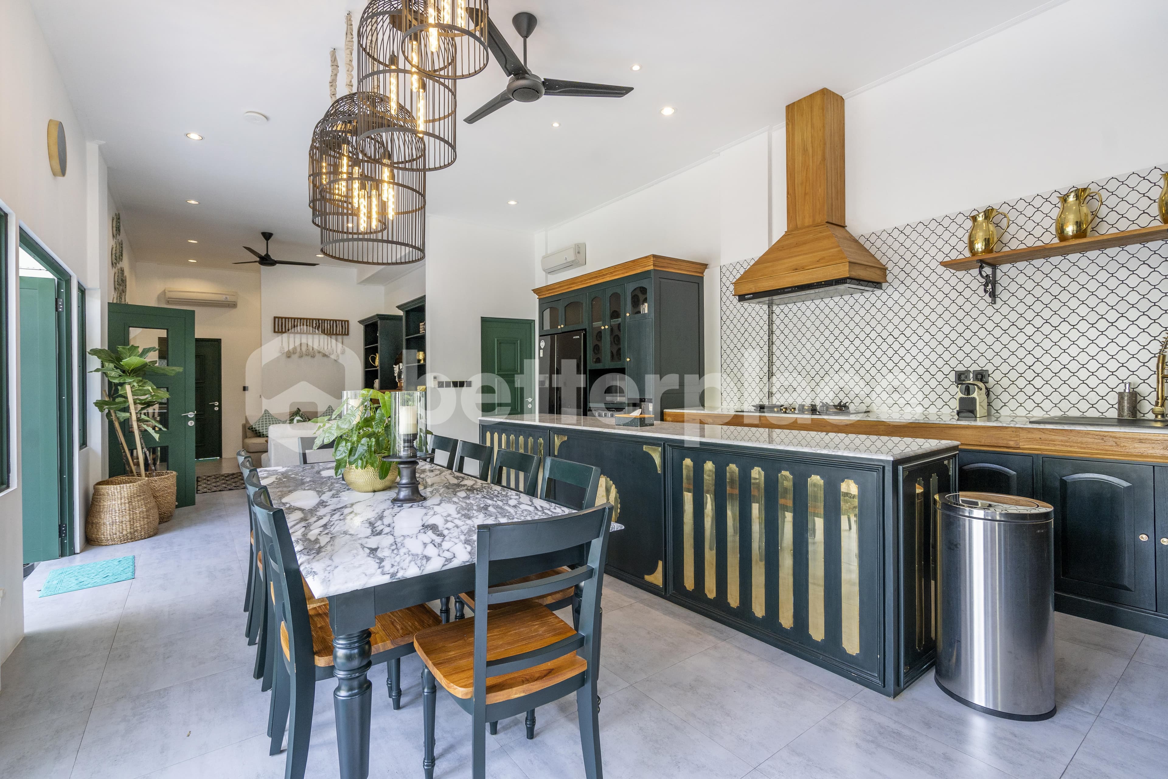 Brand New 4 Bedroom Villa in The Heart of Berawa