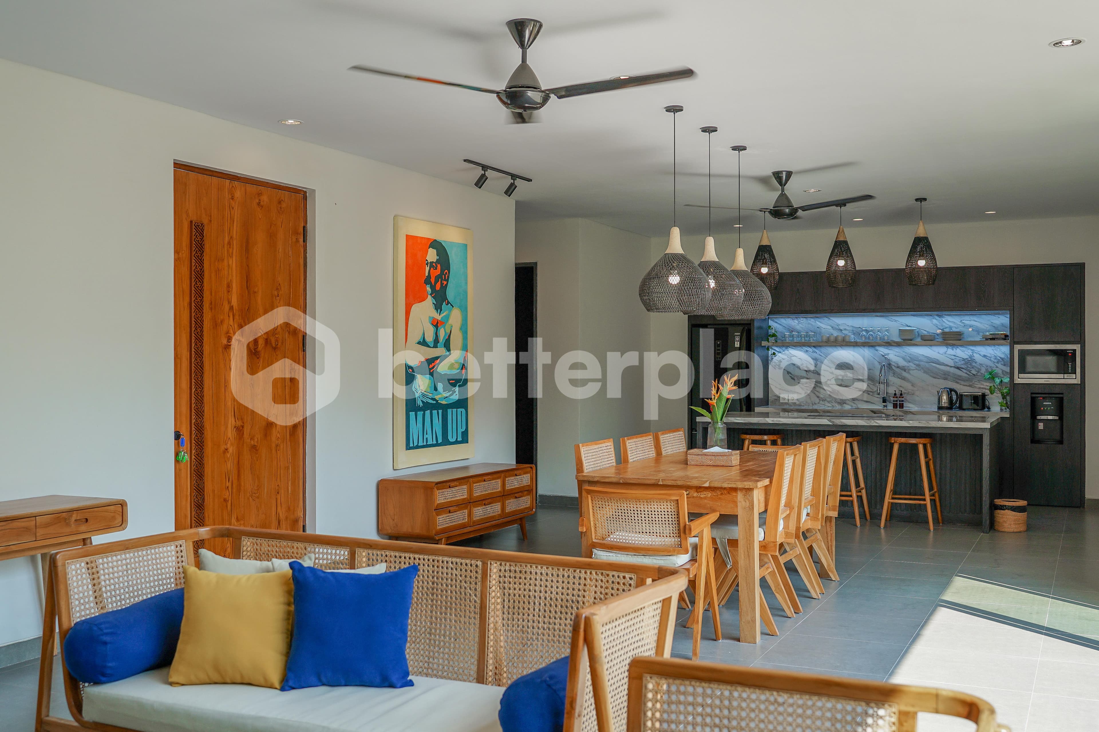 Contemporary Elegance in Babakan – Exceptional 4-Bedroom Villa with Pool