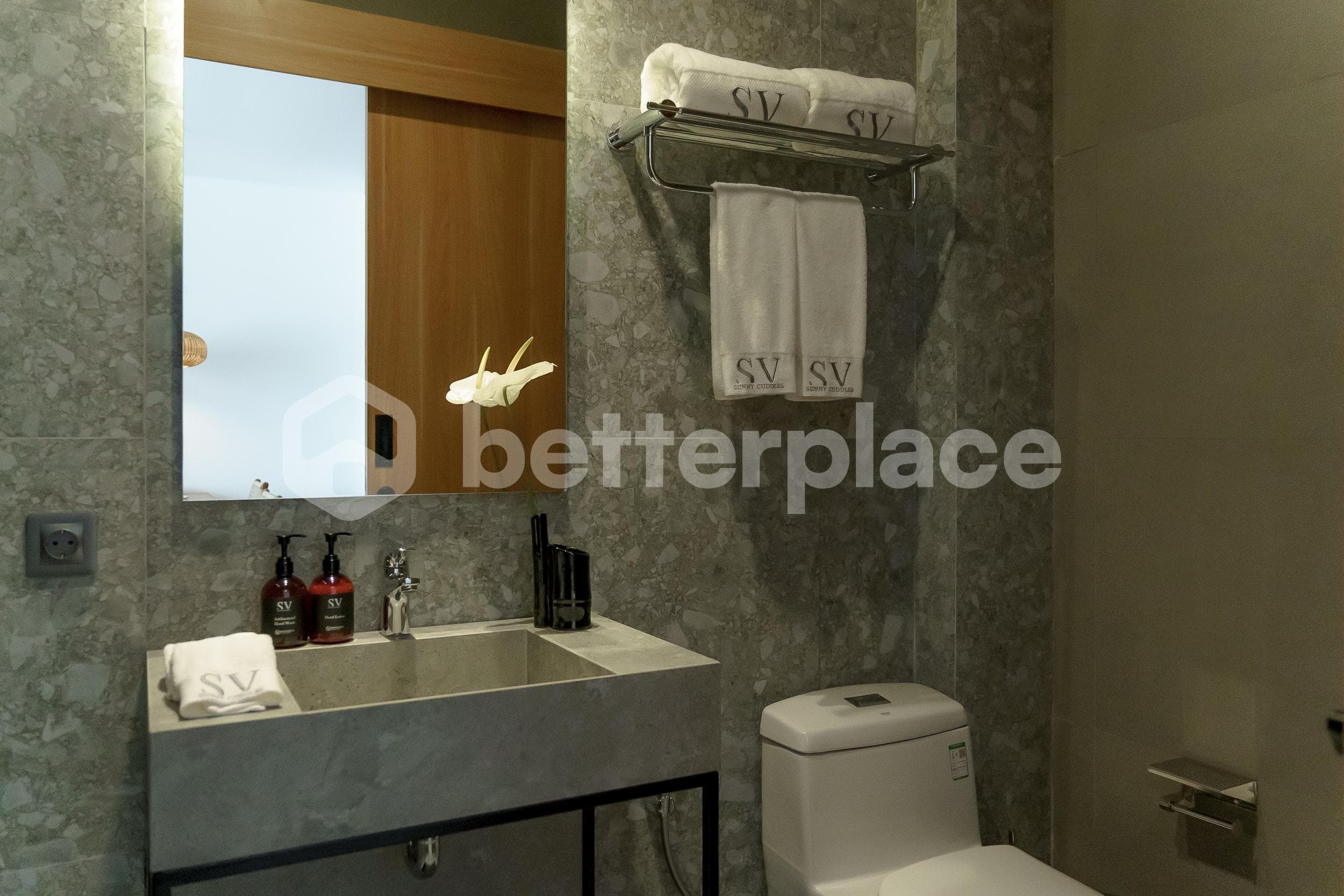 Brand New Modern Design 1 Bedroom Apartment in Berawa