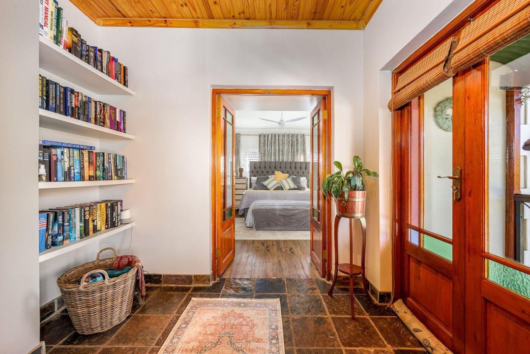 Luxury 3 Bed Villa For Sale in Durbanville Cape Town Western Cape South Africa