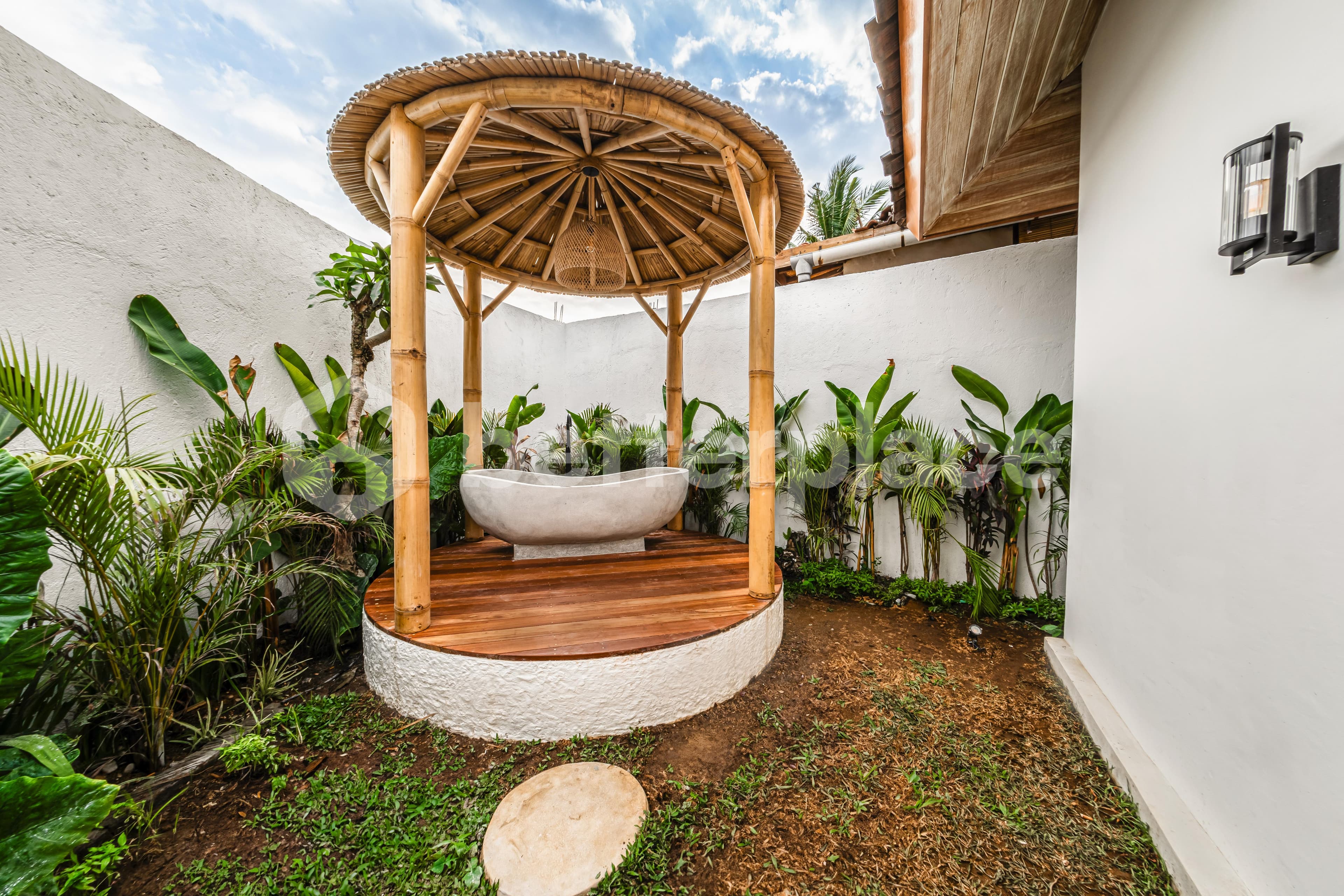 Modern Tropical 1-Bedroom Leasehold Villa in Sayan, Ubud