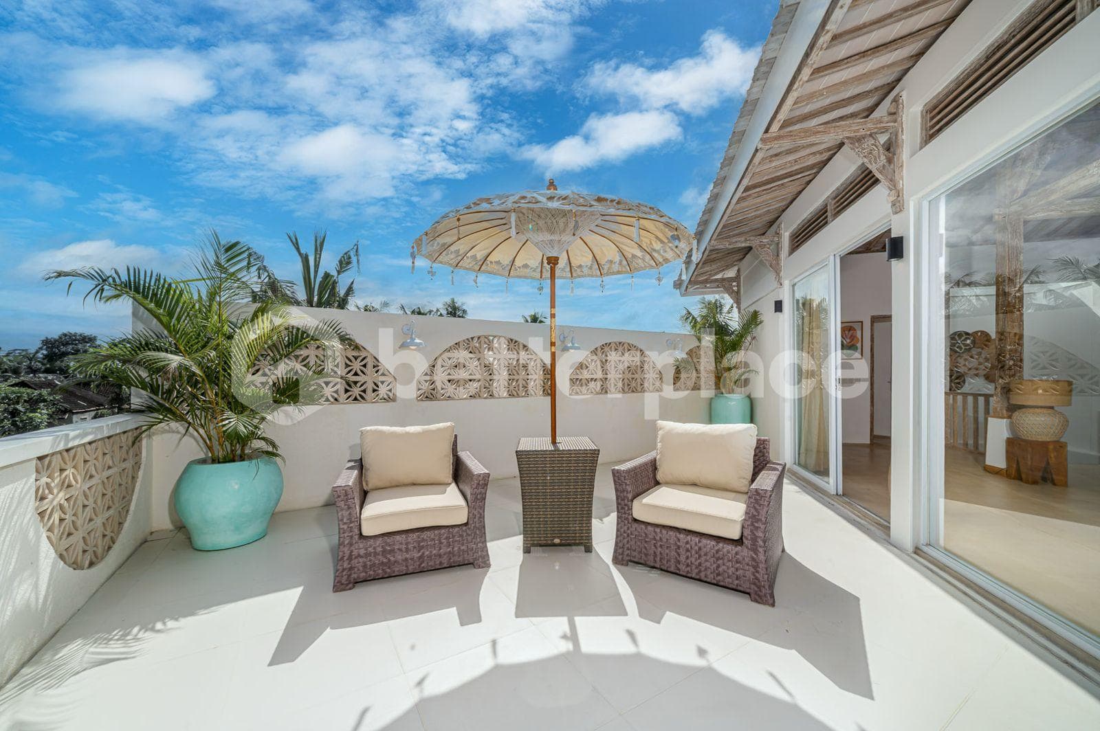Refined Living Surrounded by Nature – A Fully Furnished Four-Bedroom Villa with Panoramic Sunset and Rice Field Views, Blending Privacy, Scenic Beauty, and Enduring Investment Appeal