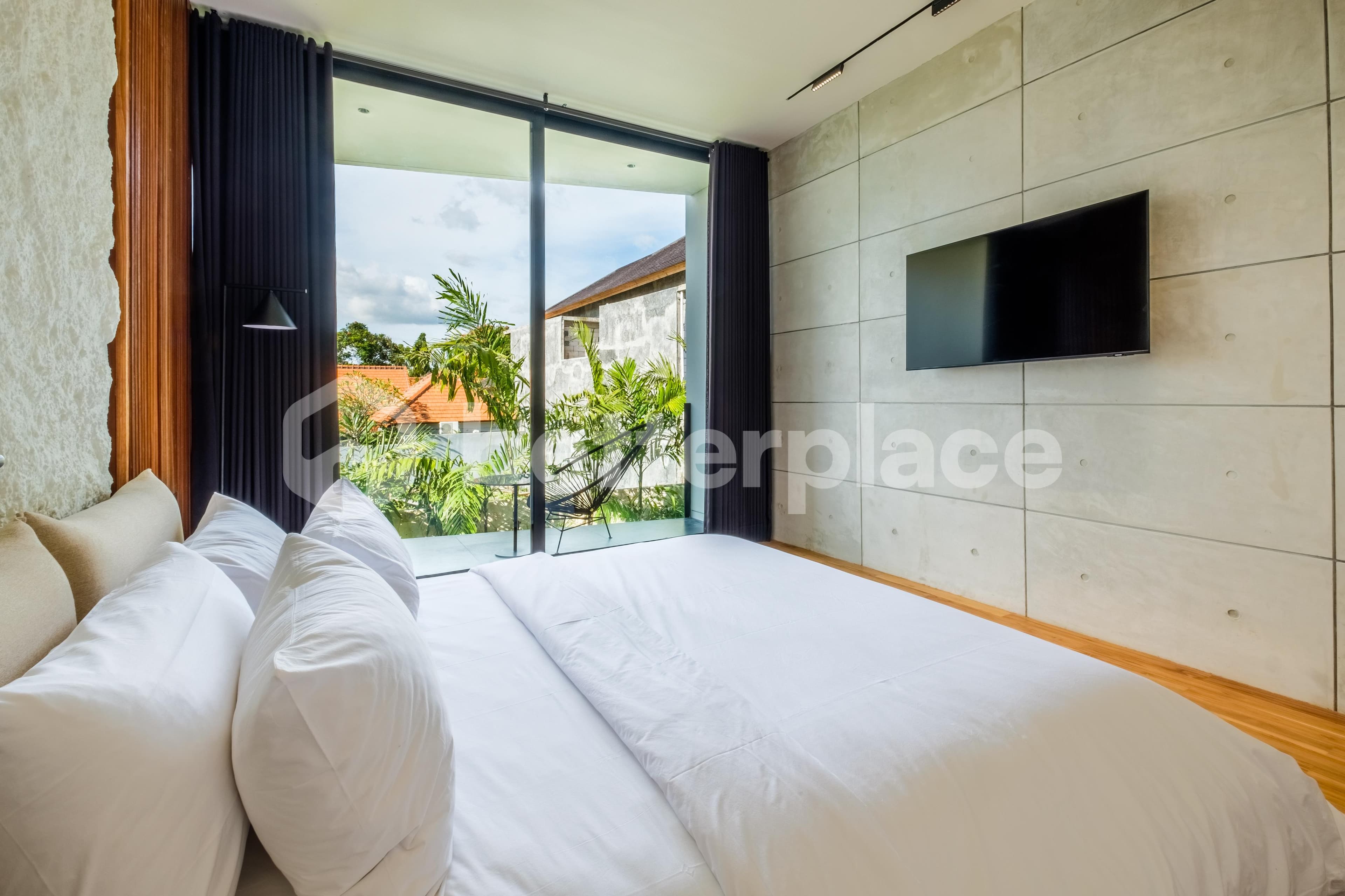 Luxury 3 Bedroom Villa in Berawa, Perfect Location with Exceptional ROI Potential