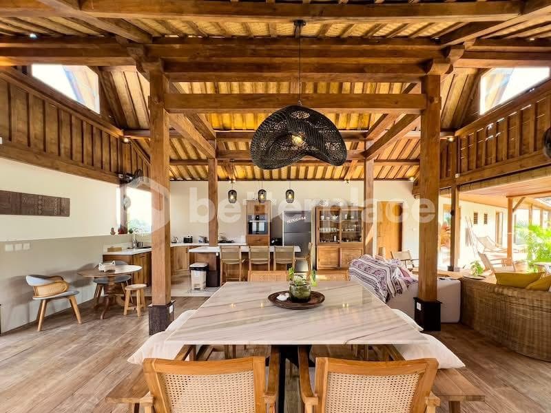 Stunning 3 Bedroom Villa in Kedungung, A Few Minutes to the Beach