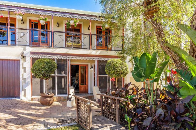 Luxury 3 Bed Villa For Sale in Durbanville Cape Town Western Cape South Africa