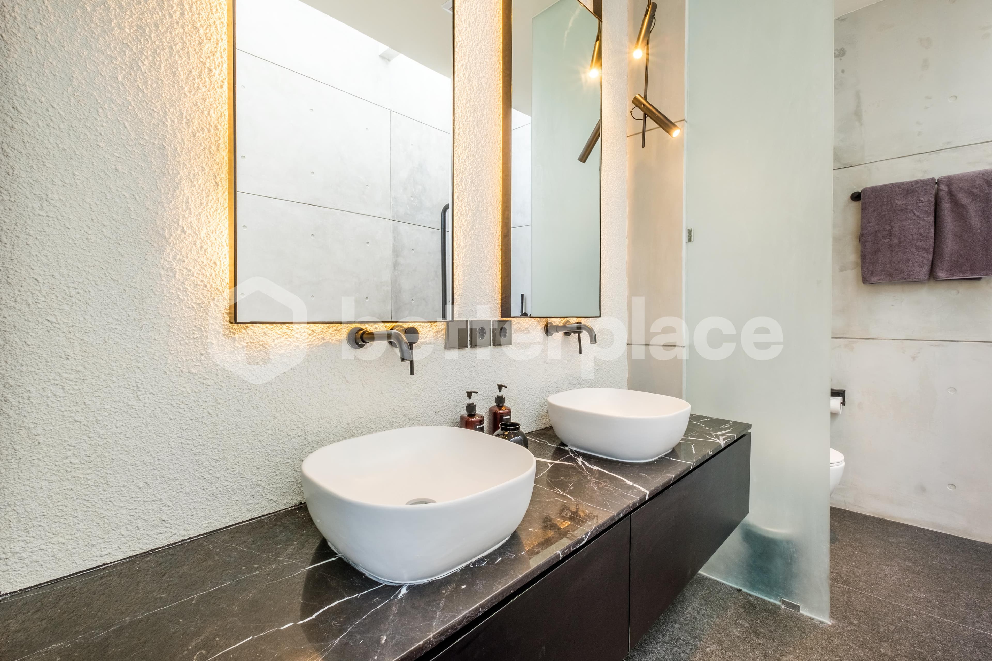 Luxury 3 Bedroom Villa in Berawa, Perfect Location with Exceptional ROI Potential