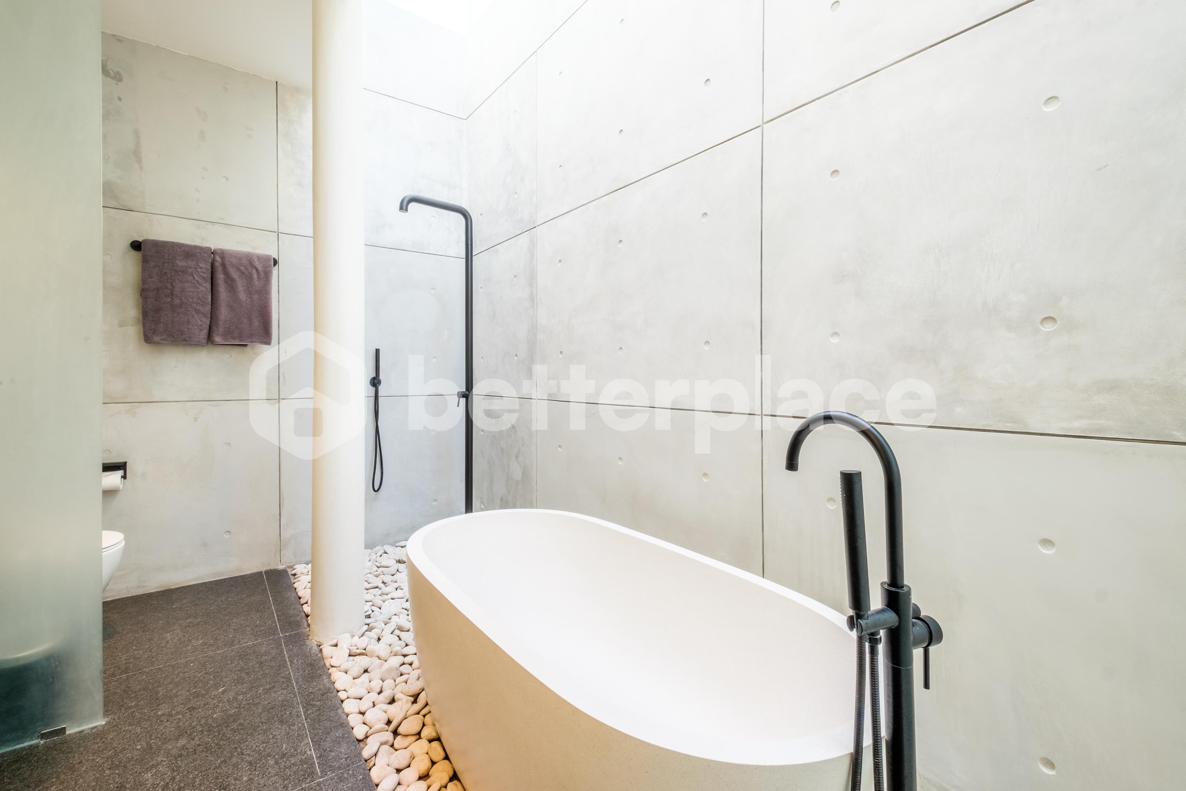 Luxury 3 Bedroom Villa in Berawa, Perfect Location with Exceptional ROI Potential