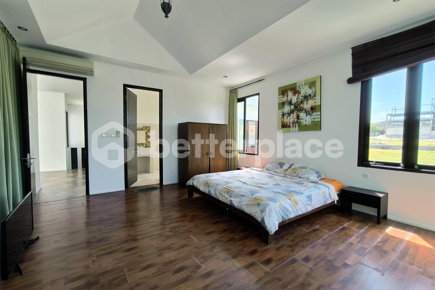 Modern Majesty: Umalas Leasehold Villa Offering Unrivaled Luxury Living