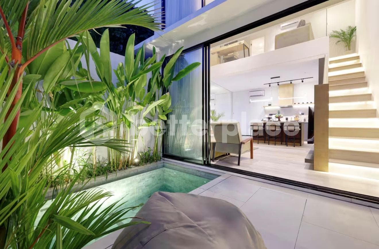Elegant Modern 2-Bed Villa/Townhouse in the Heart of Berawa – Fully Furnished Leasehold Residence Just 5 Minutes from the Beach and Lifestyle Hotspots