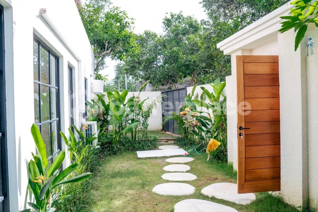 Bali Investment Gold: A Leasehold 3-Bed Villa with Promise of Luxe Living and Returns