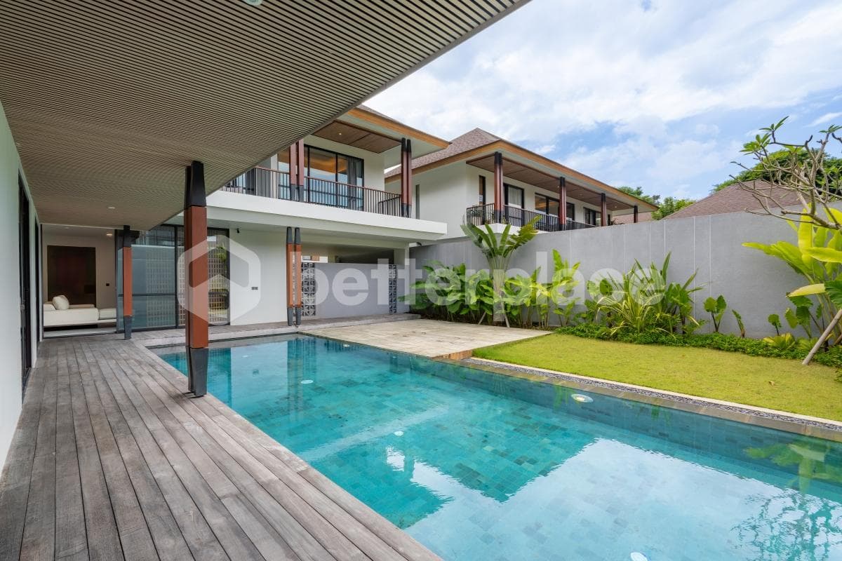 Luxury Modern Villa in Bukit Jimbaran 4 Bedrooms with Premium Residence Concept