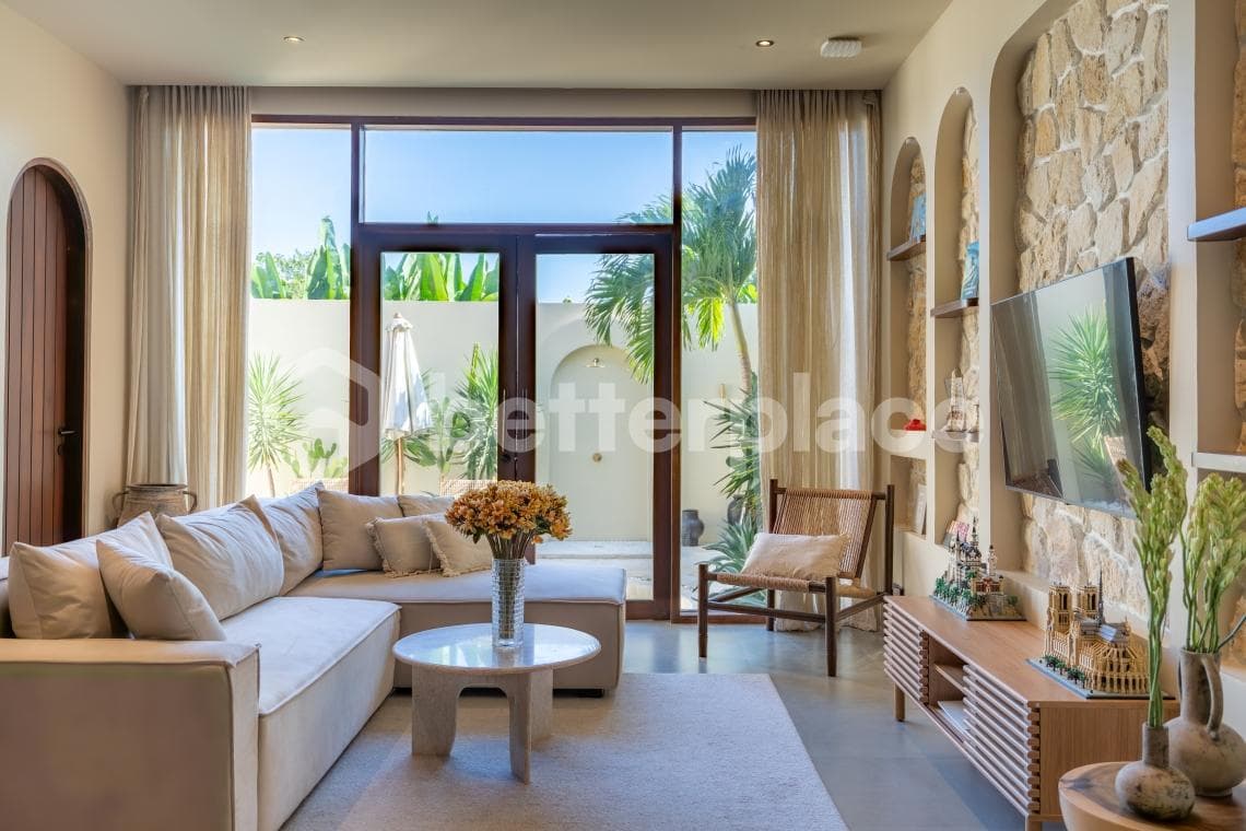 Modern Tropical Villa in Canggu Pererenan 2 Bedrooms with Prime Investment Potential