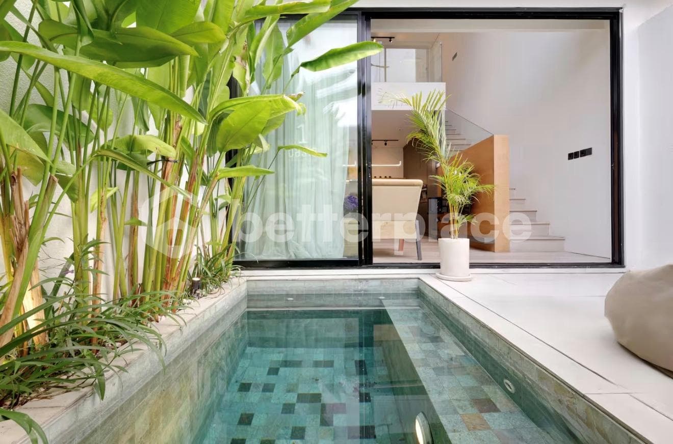 Elegant Modern 2-Bed Villa/Townhouse in the Heart of Berawa – Fully Furnished Leasehold Residence Just 5 Minutes from the Beach and Lifestyle Hotspots