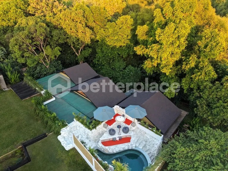 Own an Extraordinary Leasehold Modular 5-Bed Villa Complex in Bukit – Pecatu – Designer Wooden Mezzanine Residences Crafted for Luxury Living and High-Yield Investment Returns