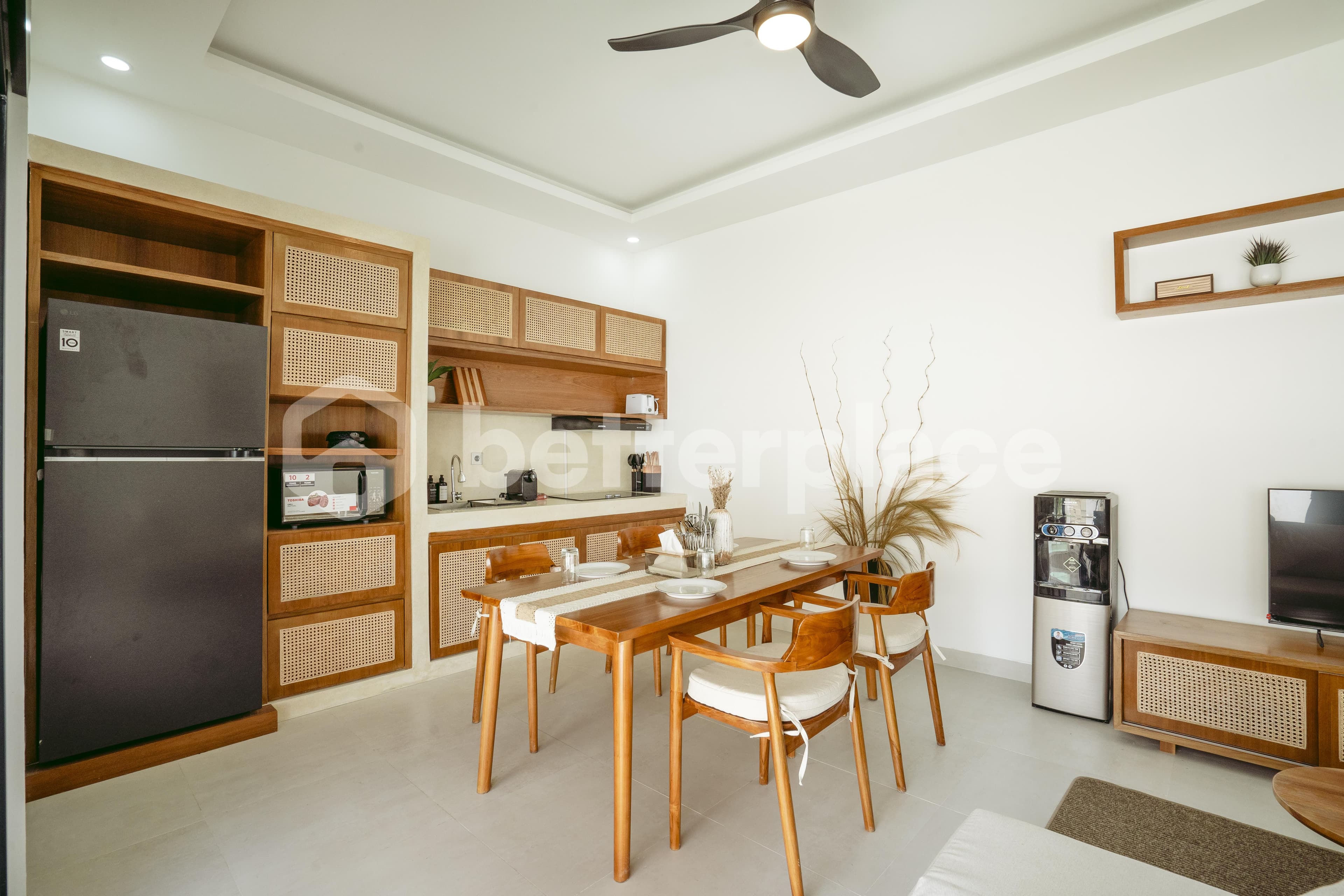Modern Tropical 2 Bedroom Villa in Seminyak, A Prime Investment Opportunity