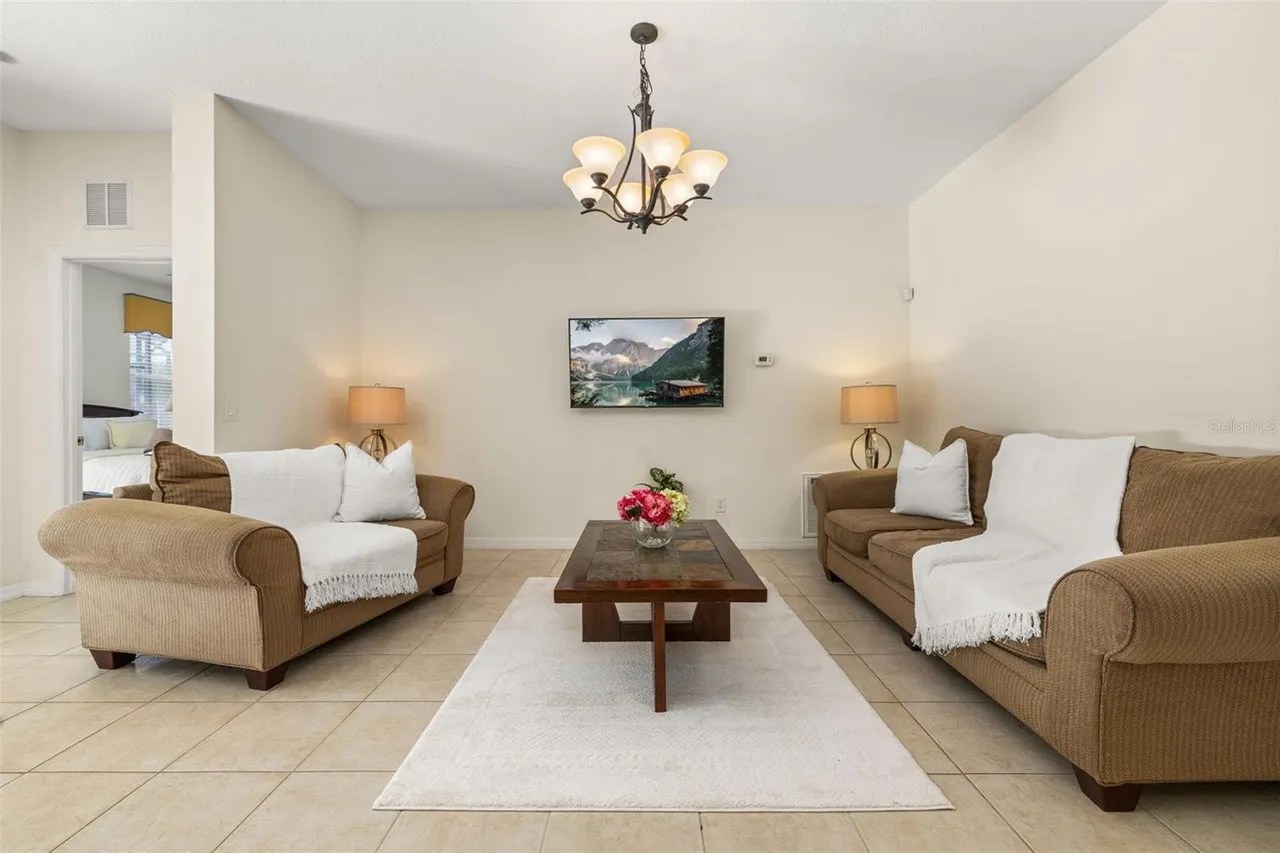 Stunning 5 Bed Villa For Sale In Davenport Florida USA