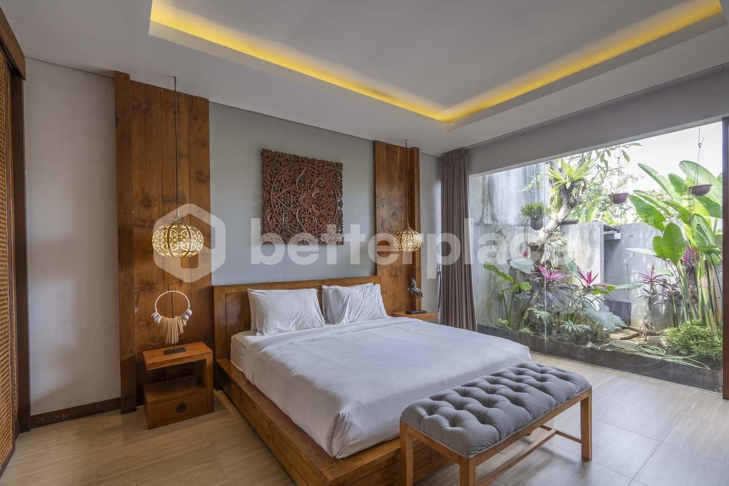 Sayan Serenity Furnished 2BR Villa with Enclosed Living
