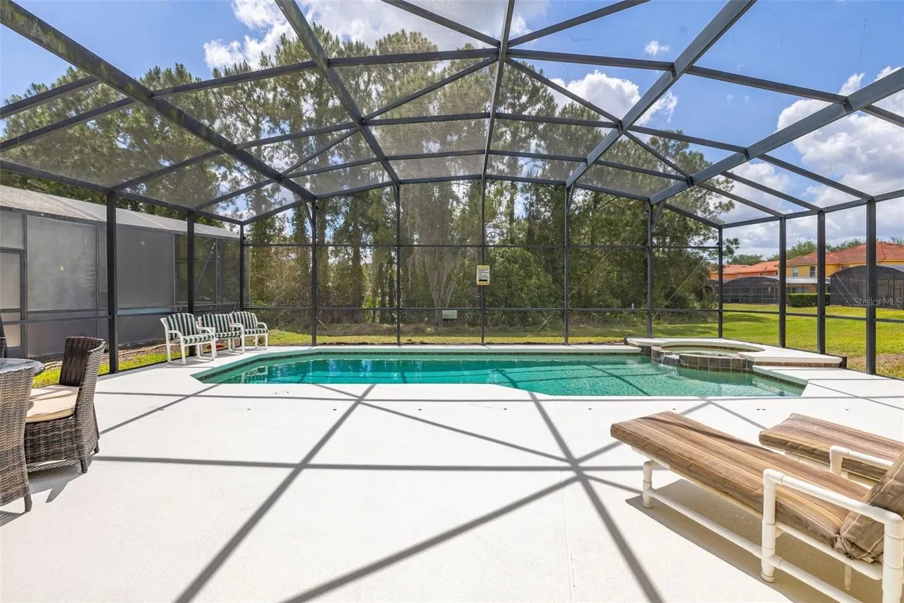 Stunning 5 Bed Villa For Sale In Davenport Florida USA