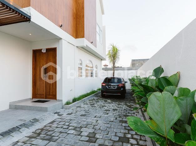 Modern Tropical Villa in Peaceful Cemagi, Canggu 4 Bedrooms Just 4 Minutes from the Beach