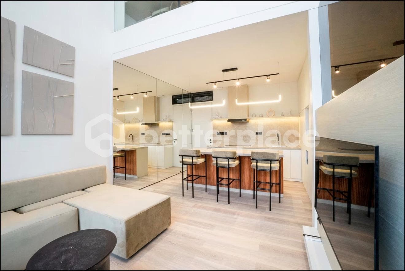 Elegant Modern 2-Bed Villa/Townhouse in the Heart of Berawa – Fully Furnished Leasehold Residence Just 5 Minutes from the Beach and Lifestyle Hotspots