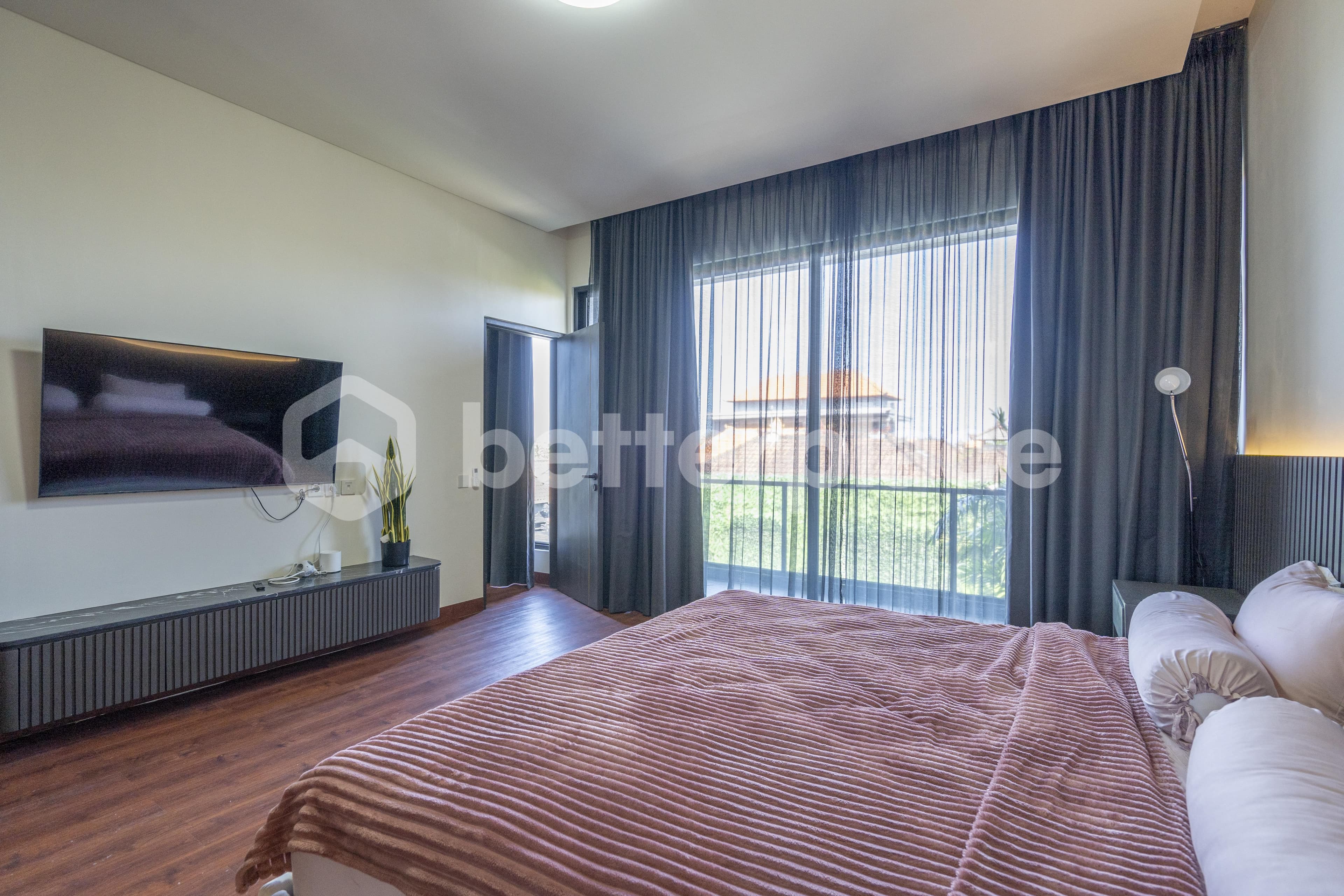 Modern 3 Bedroom Villa in Kerobokan, A Great Investment Opportunity