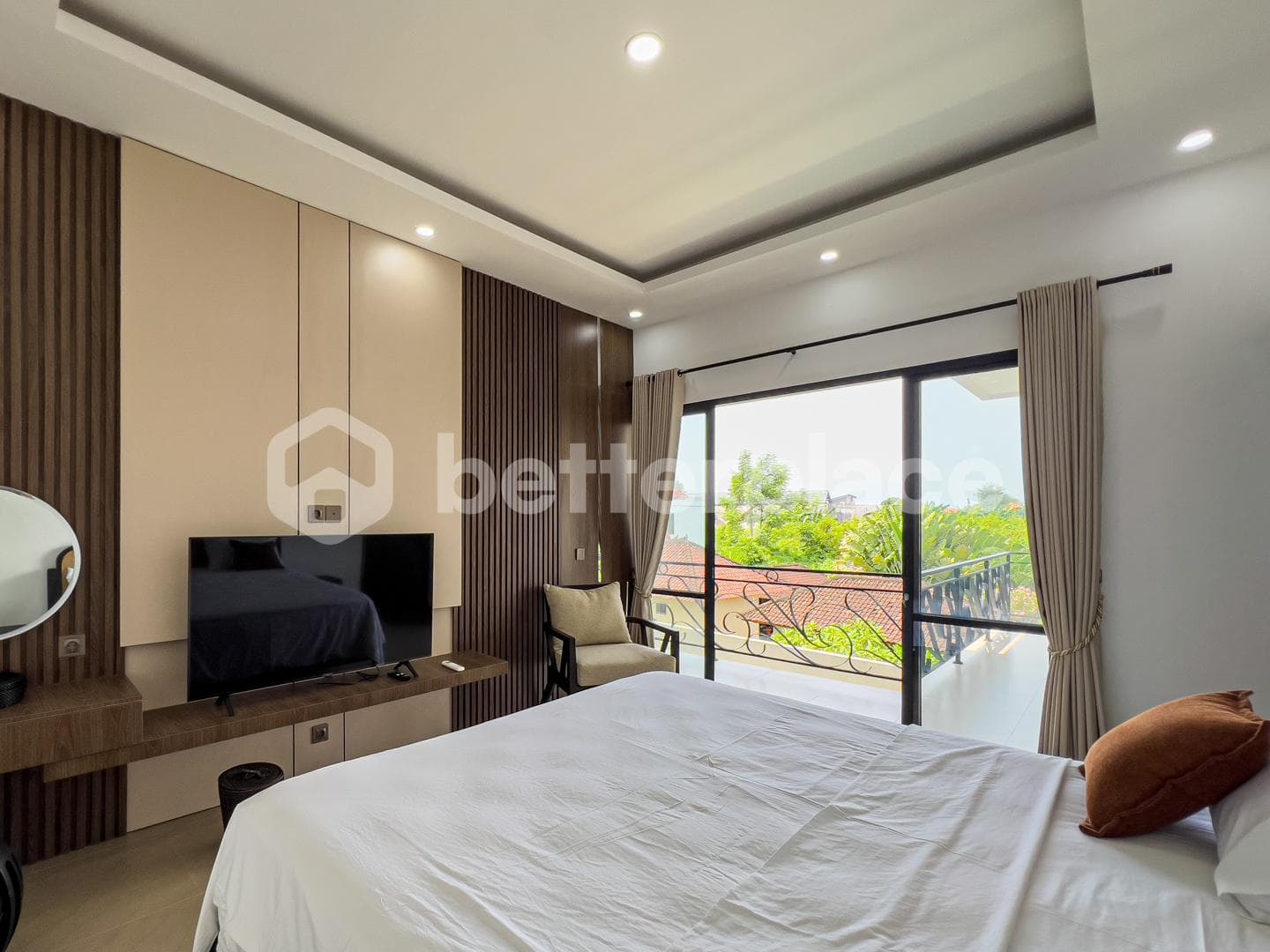 Modern 3 Bedroom Villa in Seminyak – Saraswati Premium Leasehold Investment in Bali’s Lifestyle Hub