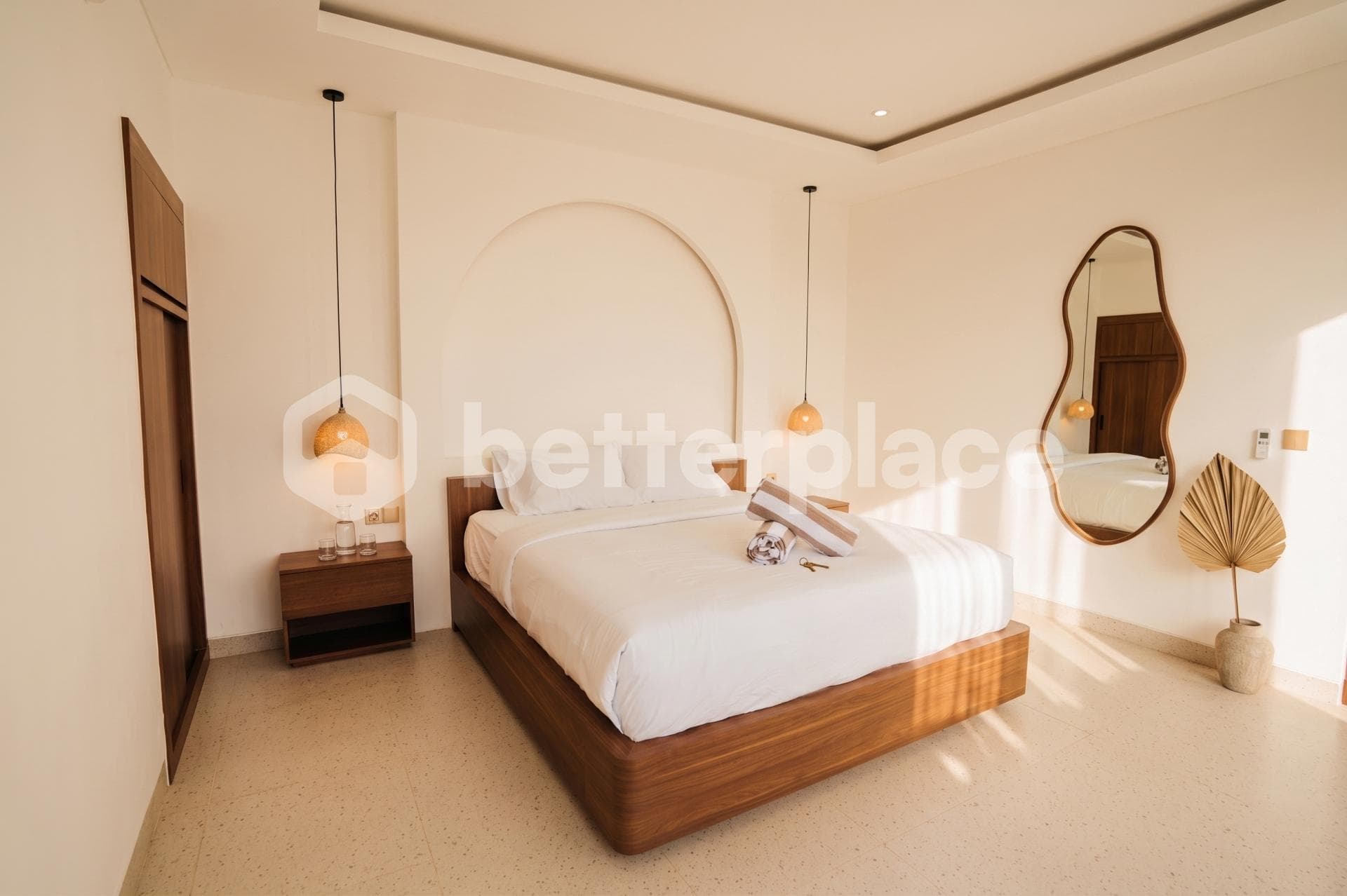 Refined Island Luxury Residence – Beautifully Crafted Two-Level Villa Showcasing Breathtaking Coastal Views in Exclusive Cemagi, Canggu