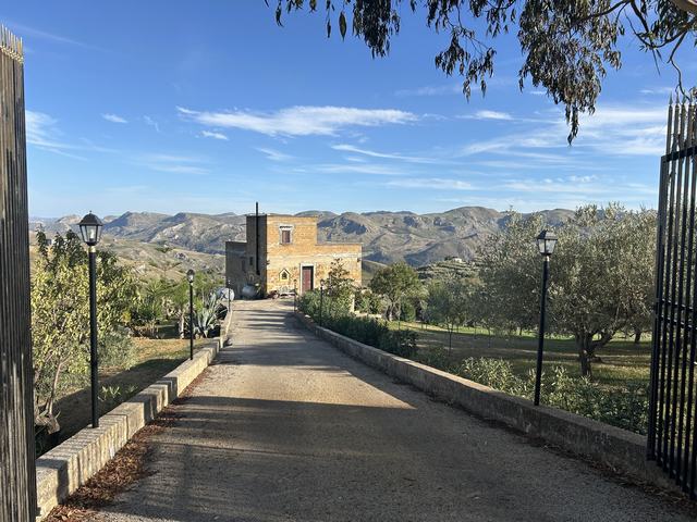 Villa and land in Sicily – Villa Piazza Cda Nannu