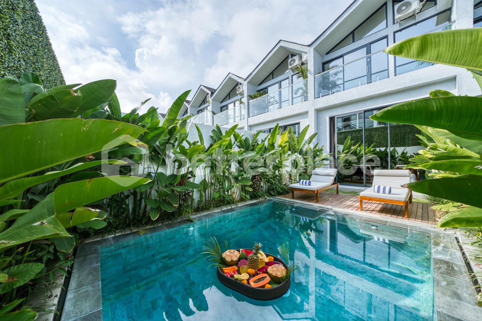 Coastal Sophistication Redefined: Turnkey Living Steps from Ungasan’s Celebrated Coastline