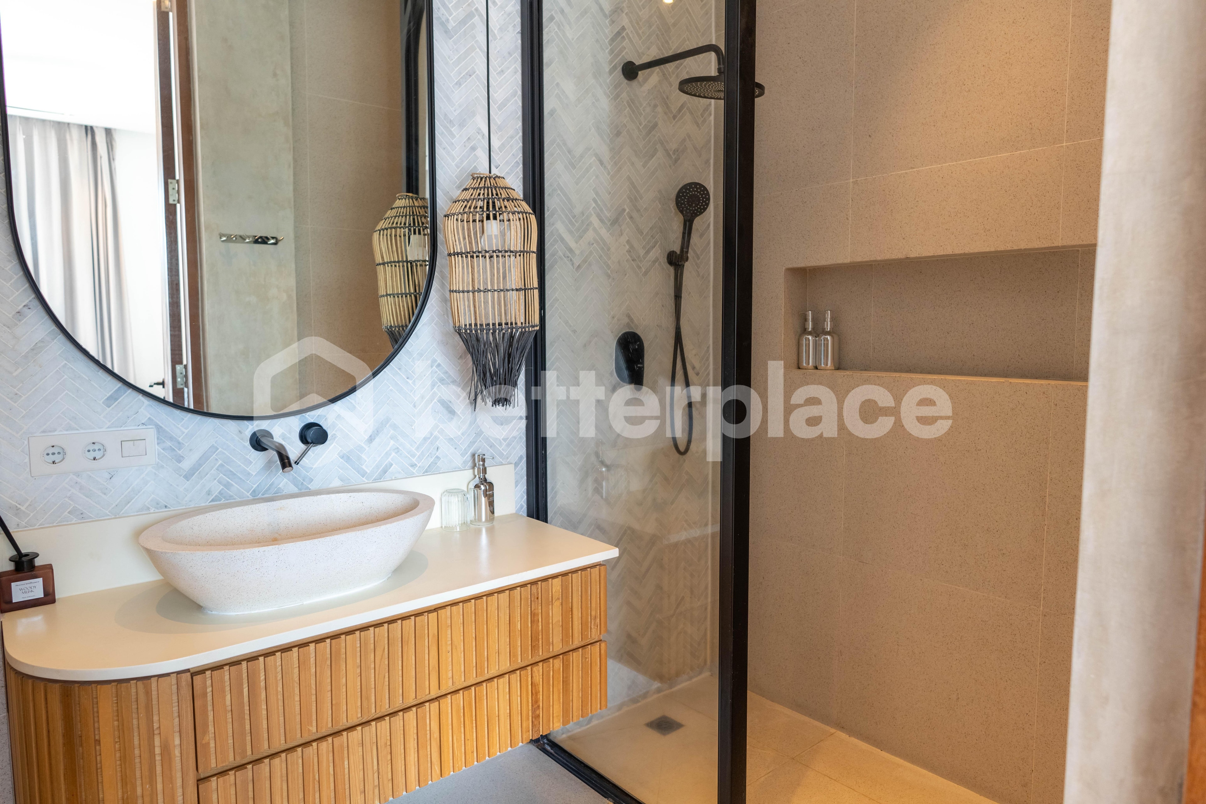 Modern Leasehold Living on Nelayan, Batu Bolong, A 3 Bedroom Villa Investment in the Heart of Canggu