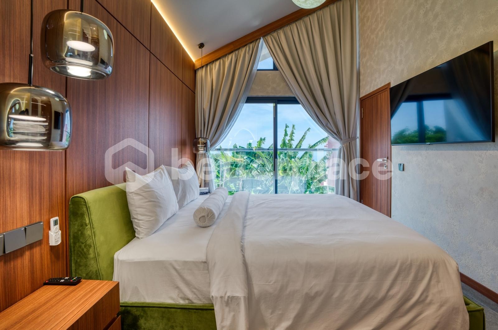 Coastal Sophistication Redefined: Turnkey Living Steps from Ungasan’s Celebrated Coastline