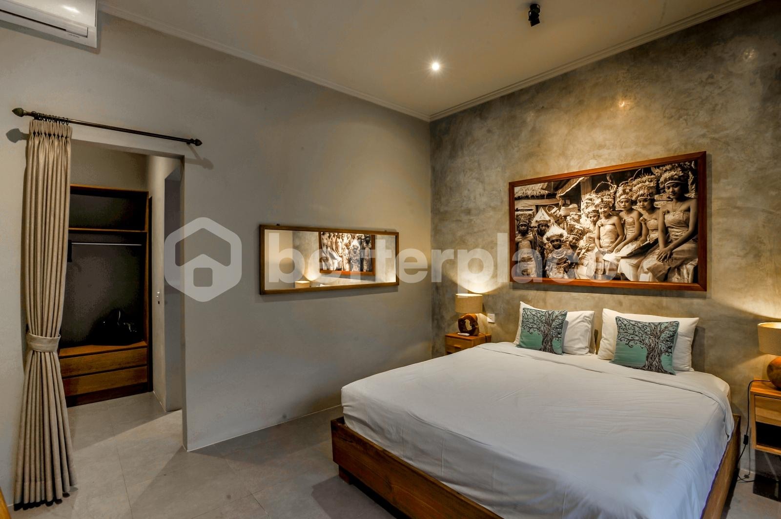 Twin-Pavilion Retreat in Peaceful Cepaka — Master Suite, Guest Wing, Infinity Edge Pool & Manicured Lawn