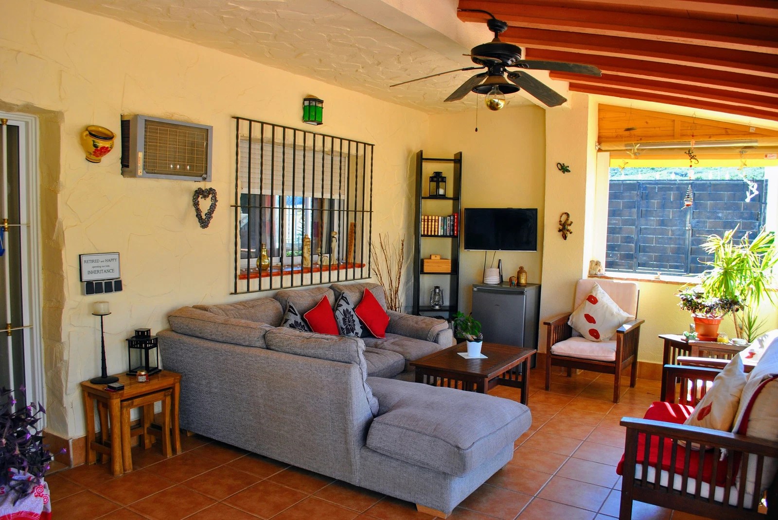 Stunning 6 Bed Villa & Casita For Sale in Turis Valencia Spain
