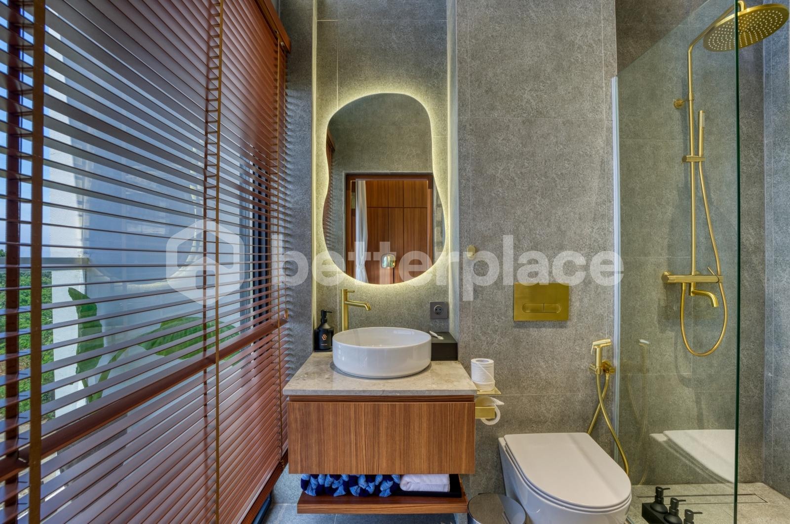 Coastal Sophistication Redefined: Turnkey Living Steps from Ungasan’s Celebrated Coastline