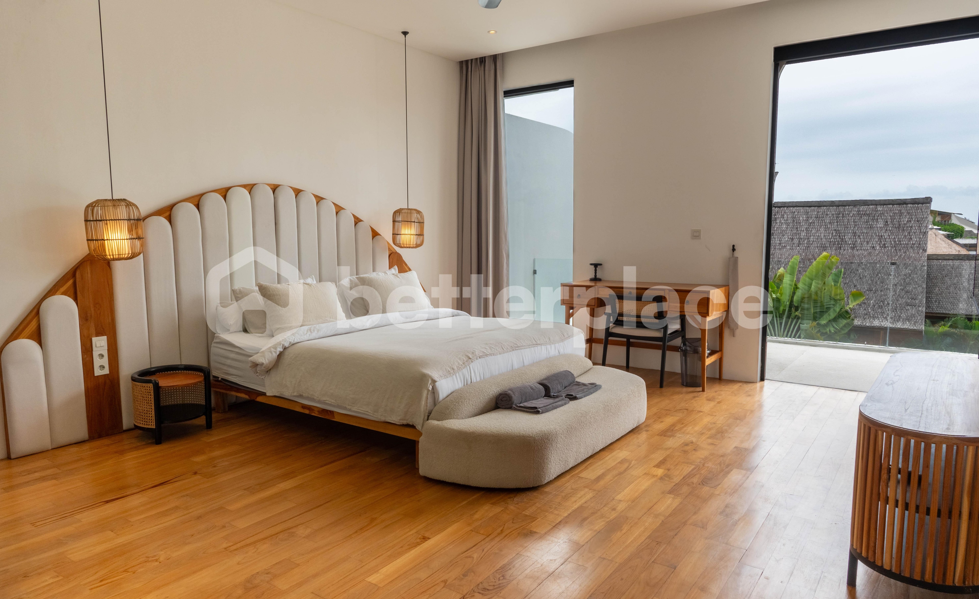 Modern Leasehold Living on Nelayan, Batu Bolong, A 3 Bedroom Villa Investment in the Heart of Canggu
