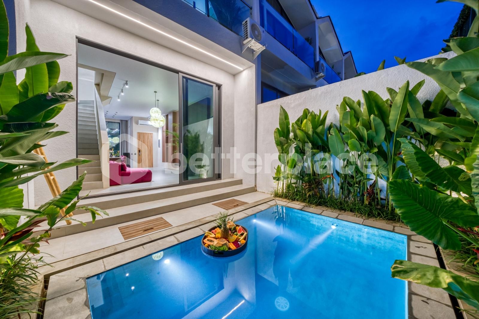 Effortless Elegance on the Bukit — A Move-In Ready Villa Framed by Cliffside Beauty