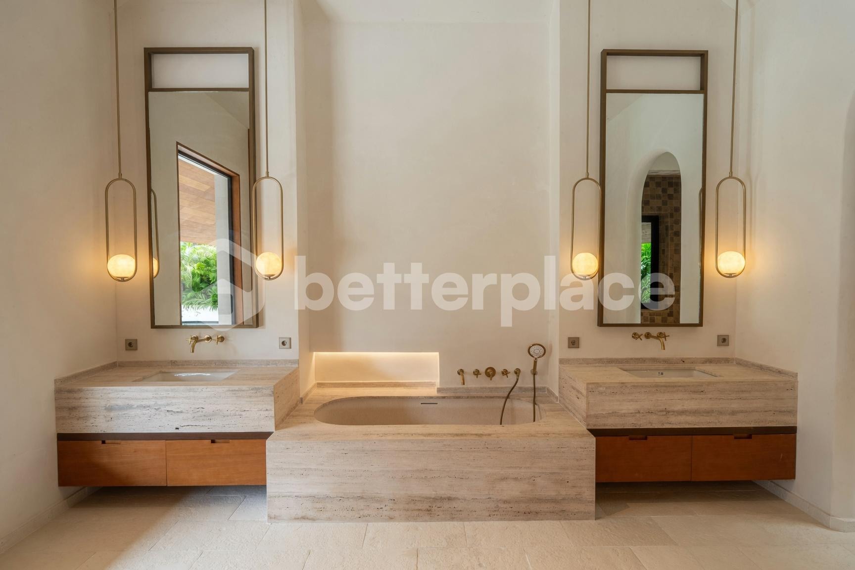 Grand Luxury 5-Bedroom Villa in Tumbak Bayuh – Private Estate Near Canggu & Pererenan