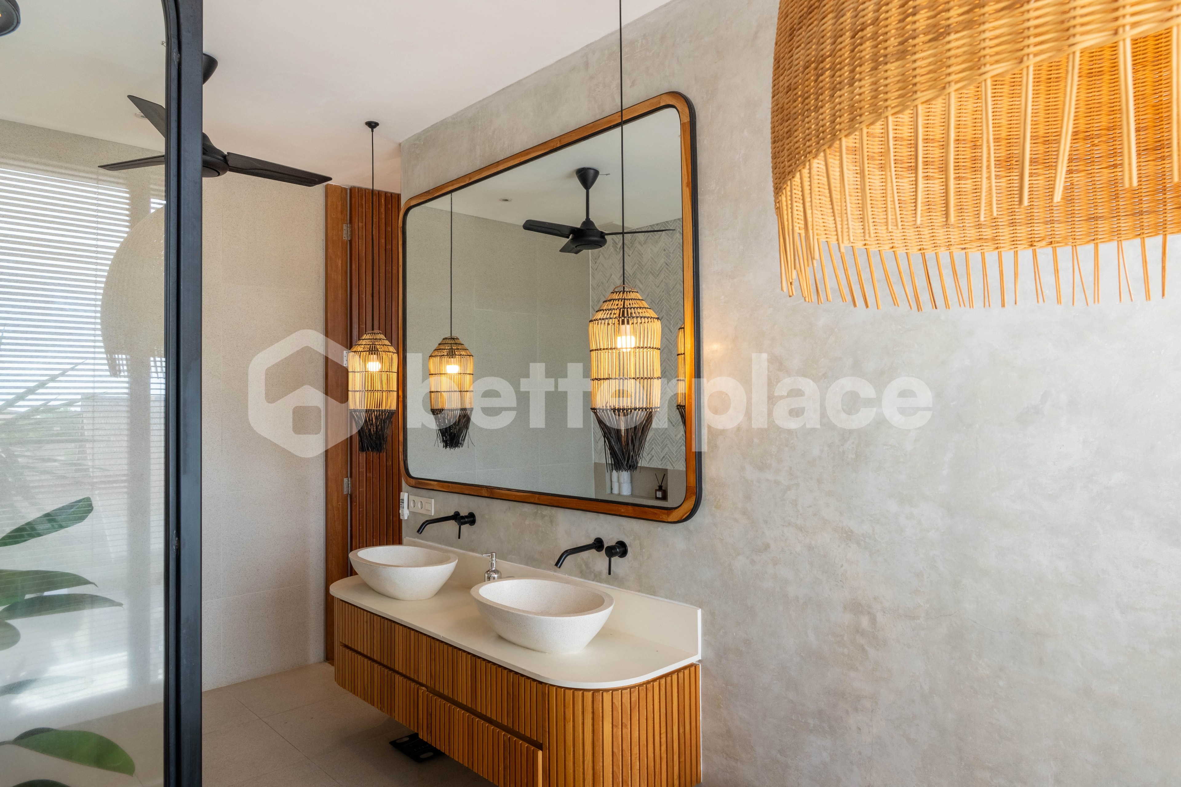 Modern Leasehold Living on Nelayan, Batu Bolong, A 3 Bedroom Villa Investment in the Heart of Canggu