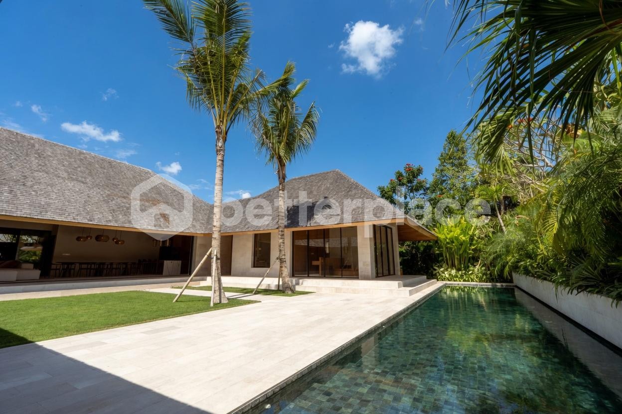 Grand Luxury 5-Bedroom Villa in Tumbak Bayuh – Private Estate Near Canggu & Pererenan
