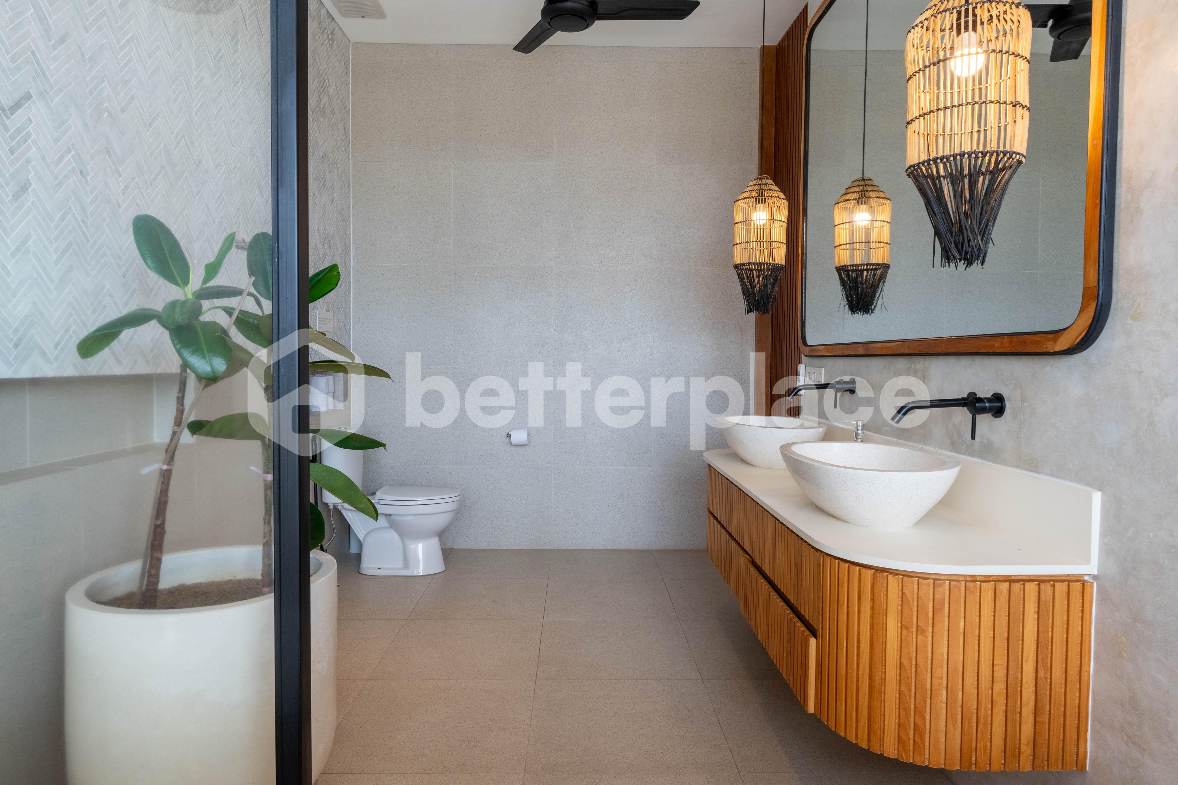 Modern Leasehold Living on Nelayan, Batu Bolong, A 3 Bedroom Villa Investment in the Heart of Canggu