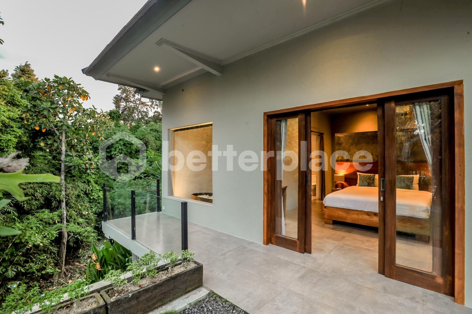 Twin-Pavilion Retreat in Peaceful Cepaka — Master Suite, Guest Wing, Infinity Edge Pool & Manicured Lawn