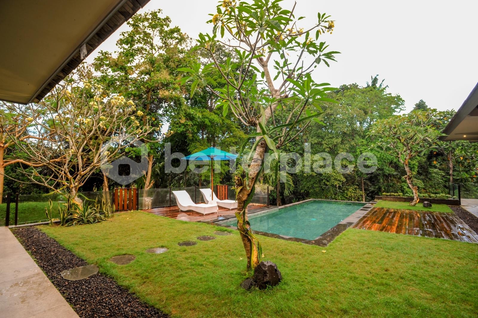 Twin-Pavilion Retreat in Peaceful Cepaka — Master Suite, Guest Wing, Infinity Edge Pool & Manicured Lawn