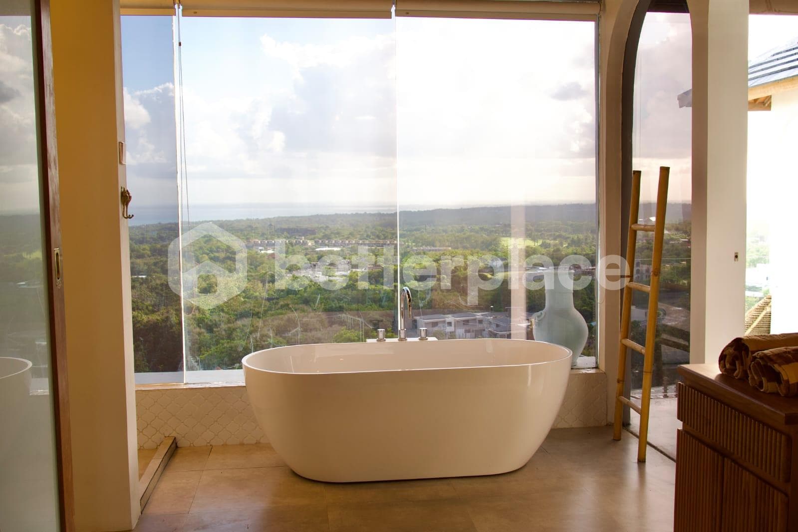 Two Bedroom Villa + Apartment in Uluwatu with Stunning Ocean & Sunset Views