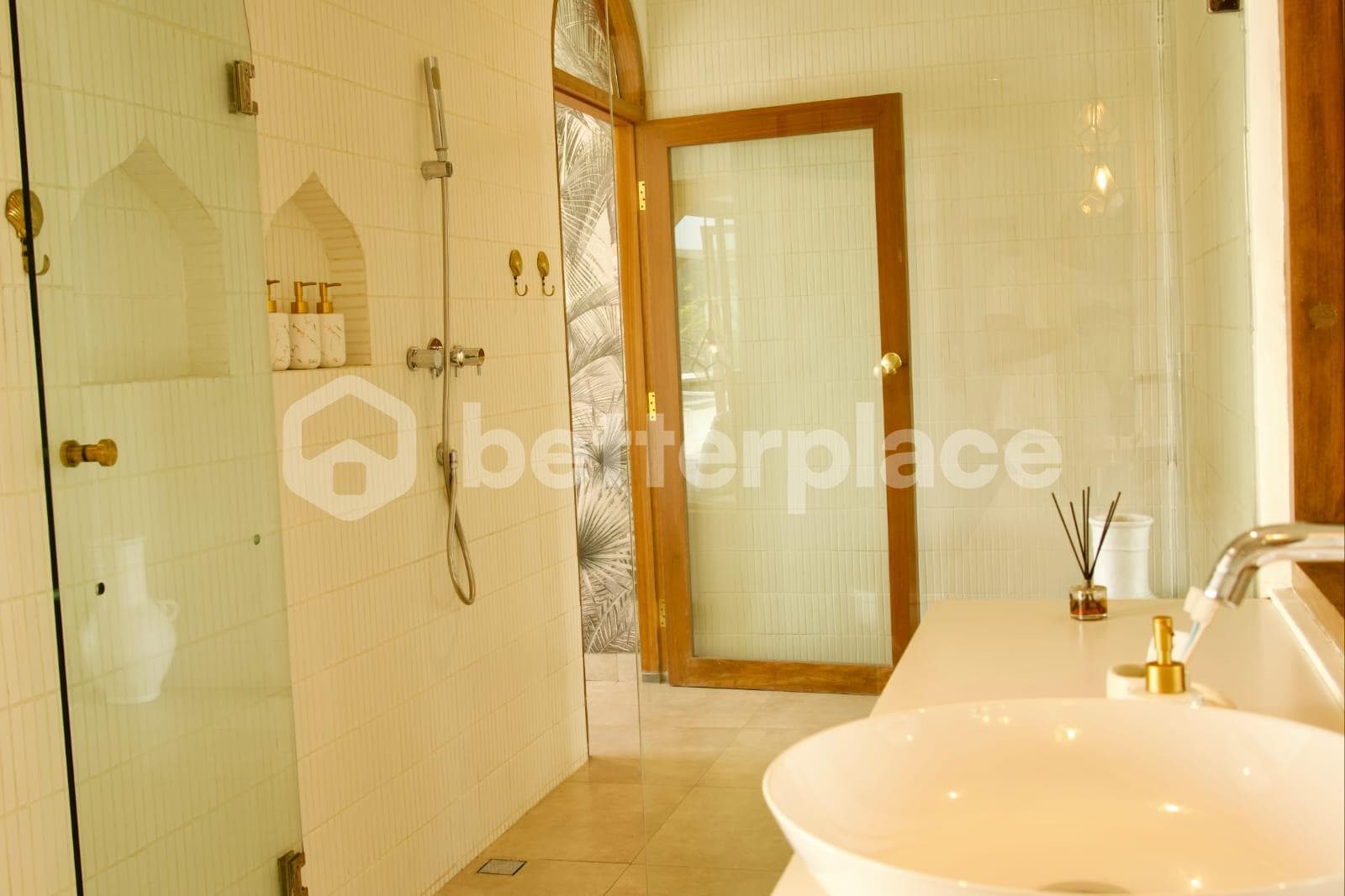 Two Bedroom Villa + Apartment in Uluwatu with Stunning Ocean & Sunset Views