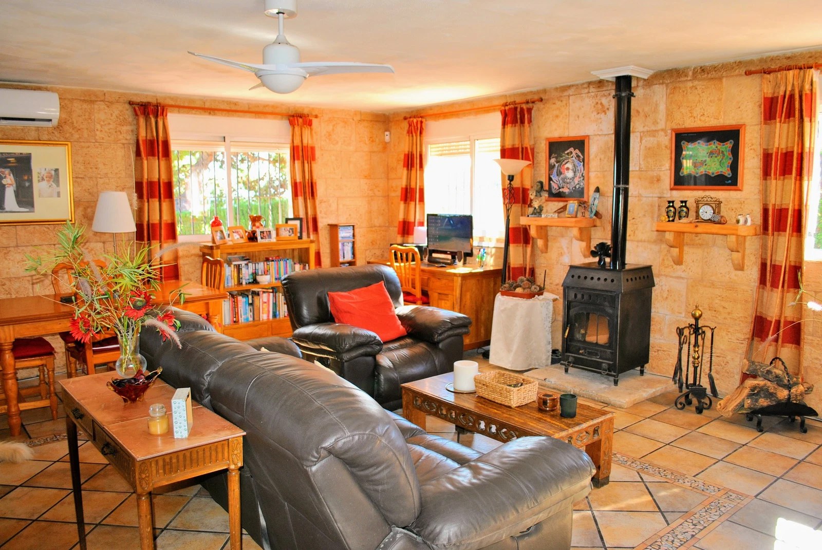 Stunning 6 Bed Villa & Casita For Sale in Turis Valencia Spain