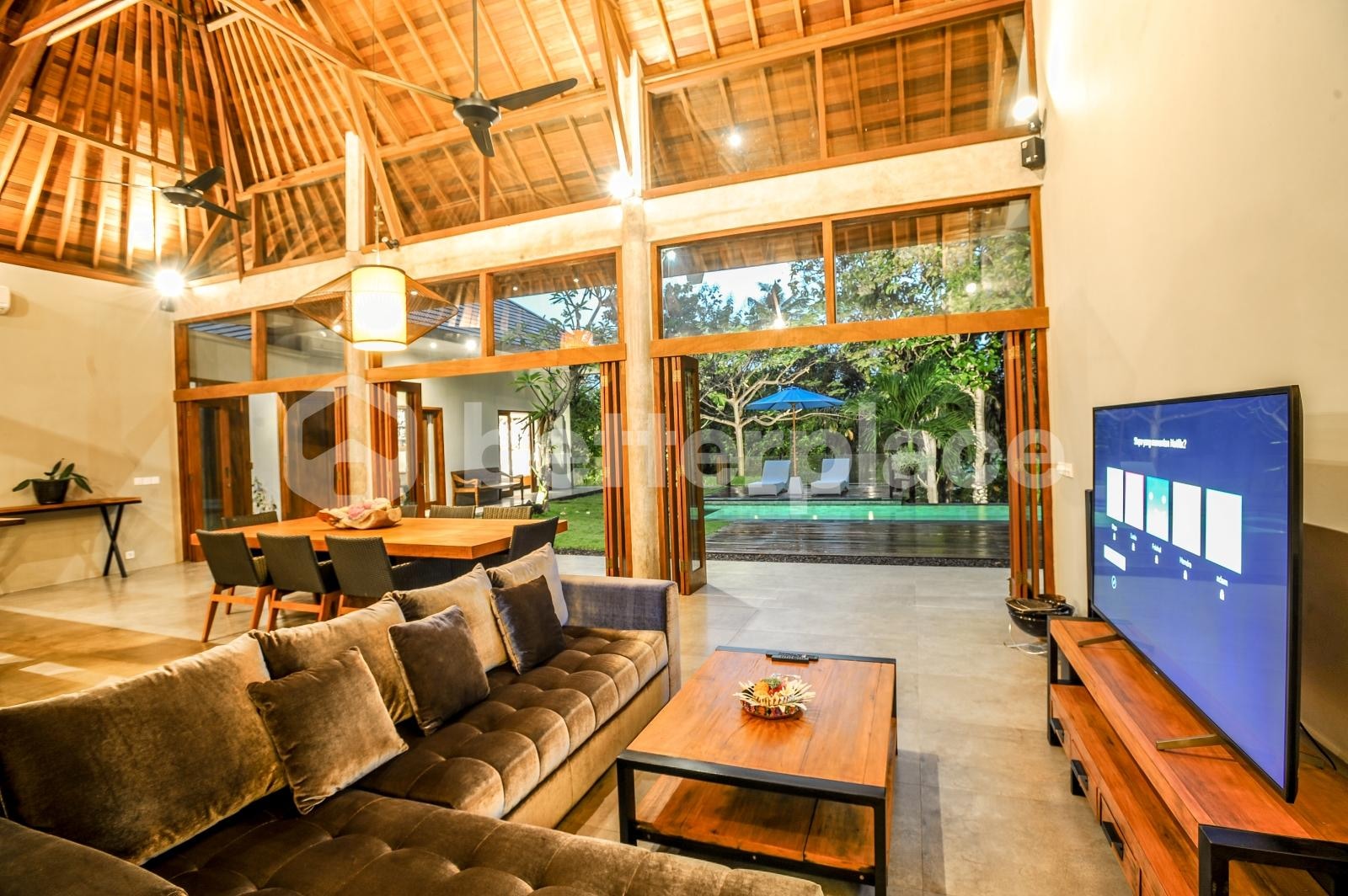 Twin-Pavilion Retreat in Peaceful Cepaka — Master Suite, Guest Wing, Infinity Edge Pool & Manicured Lawn