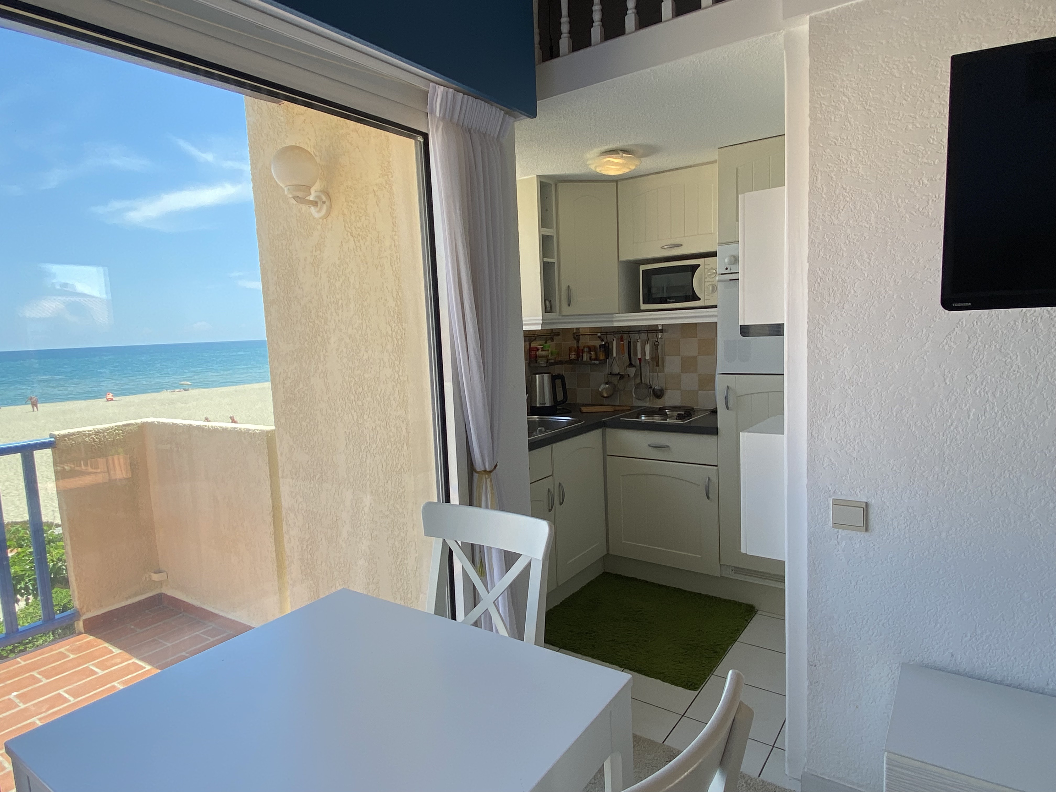 Excellent 1 Bed Apartment for Sale in Oasis Village Leucate Aude France