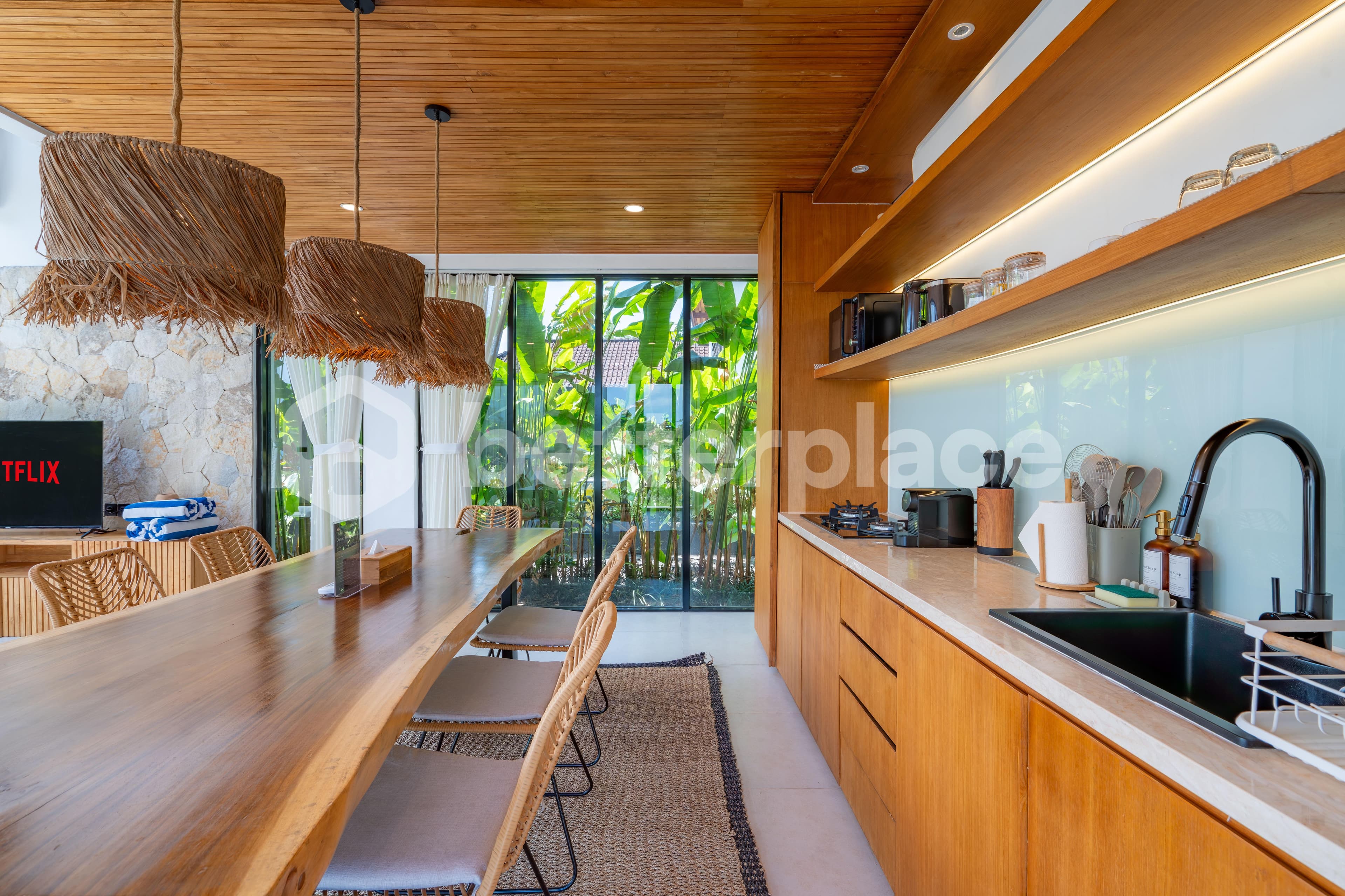 Tropical Glass Retreat — 2BR Leasehold Villa in Kerobokan