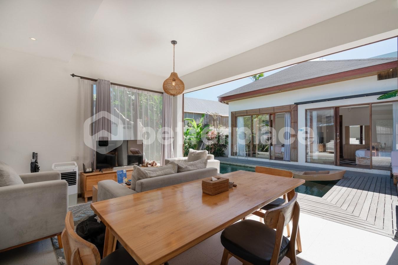 Freehold 2 Bedroom Villa in Ungasan – 10 Minutes to the Beach